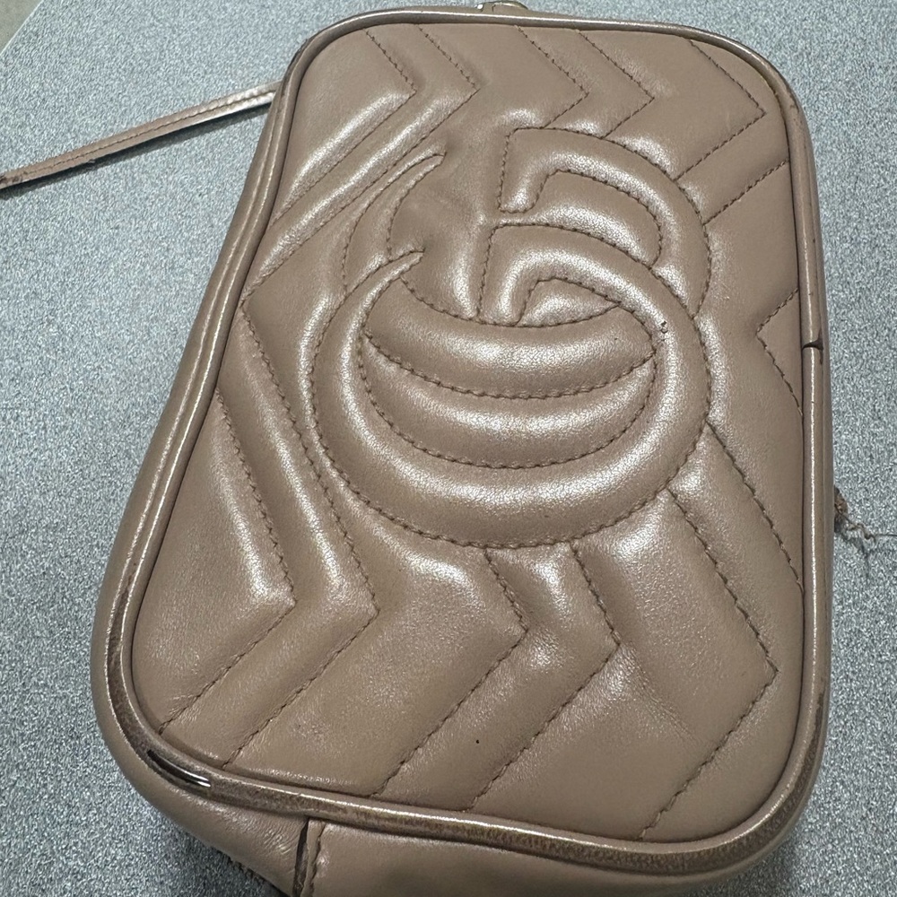 Elegant Tan Quilted Shoulder Bag